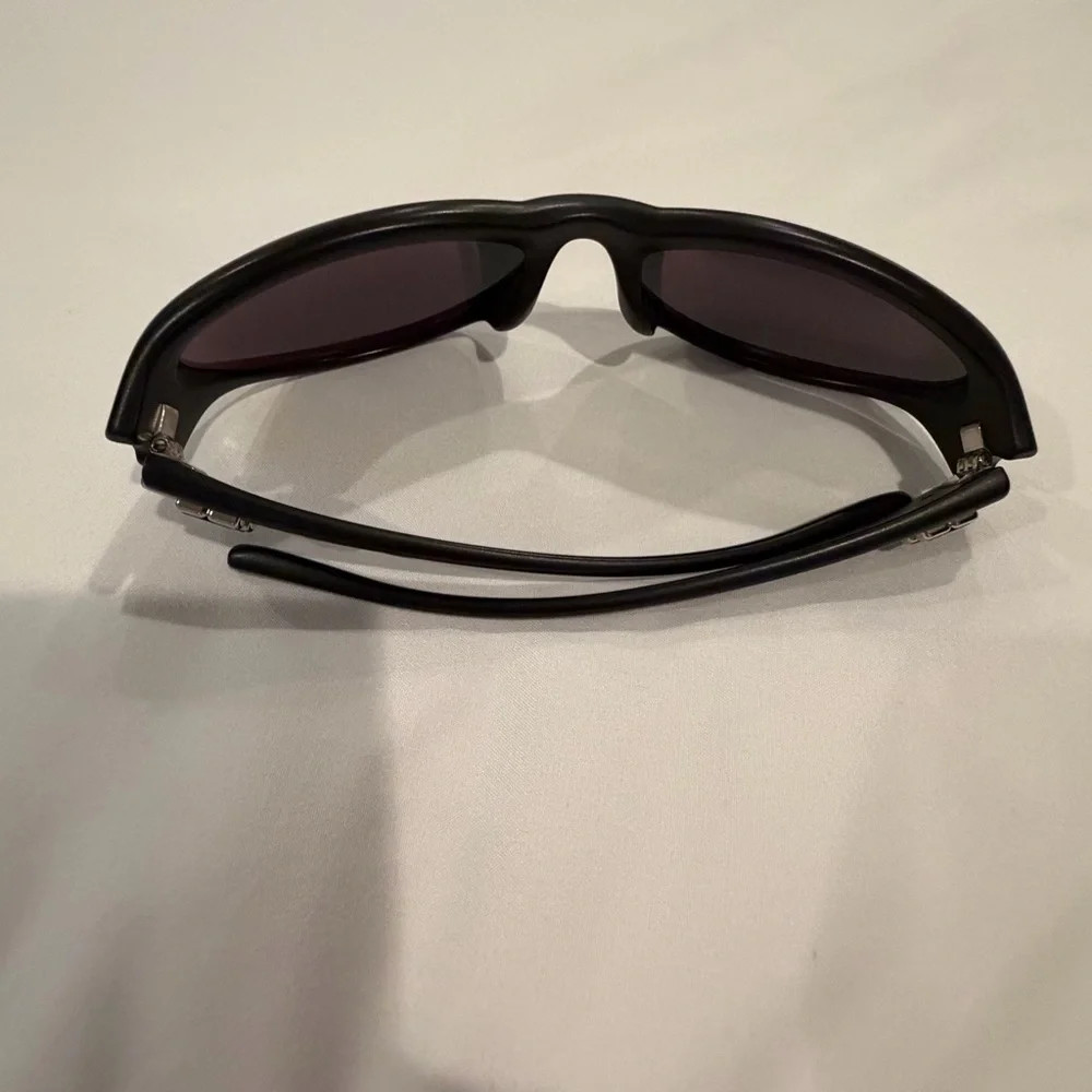 Gentle Monster Sugar Buff 01 Black Sunglasses w Authenticity Card. - Picture 3 of 5